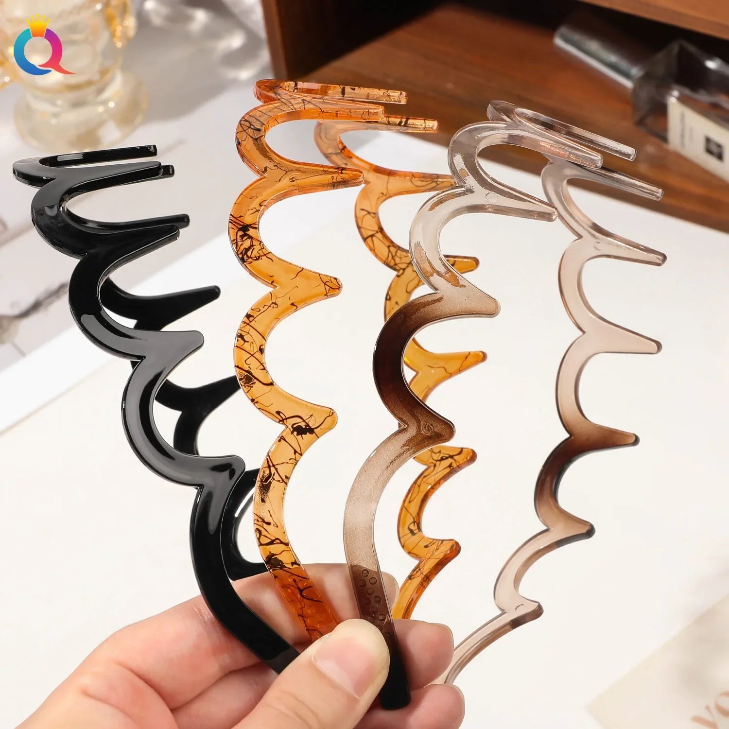 Women's Solid Fashion Hairband – Casual Plastic Headwear