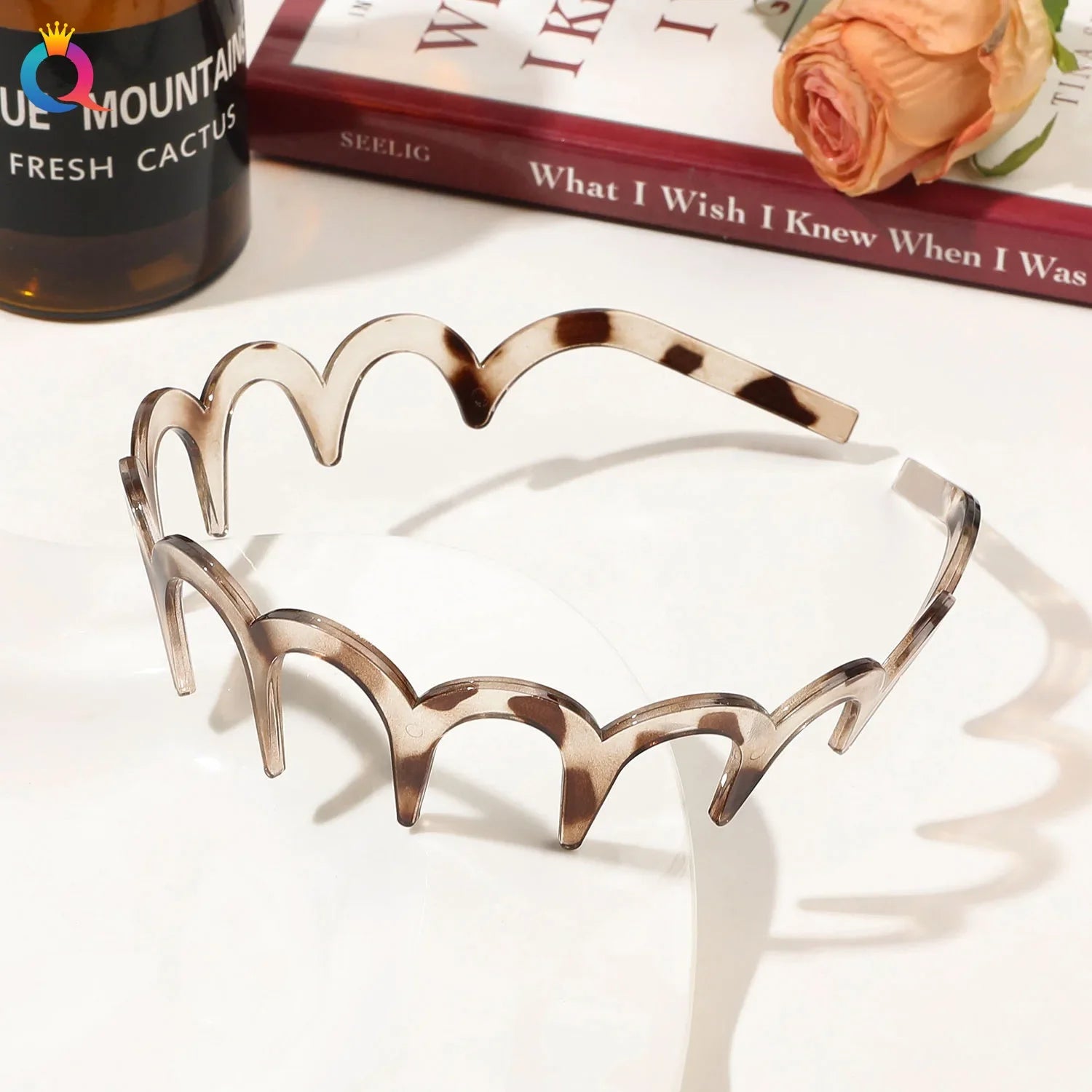 Women's Solid Fashion Hairband – Casual Plastic Headwear