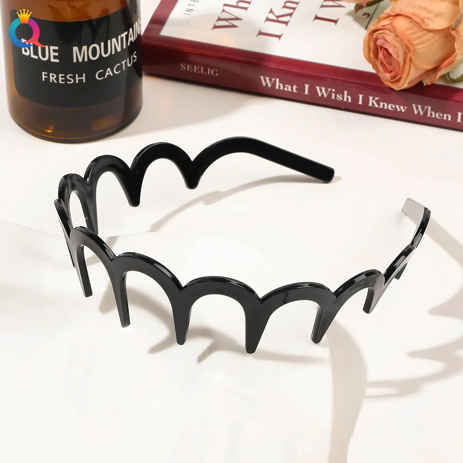 Women's Solid Fashion Hairband – Casual Plastic Headwear